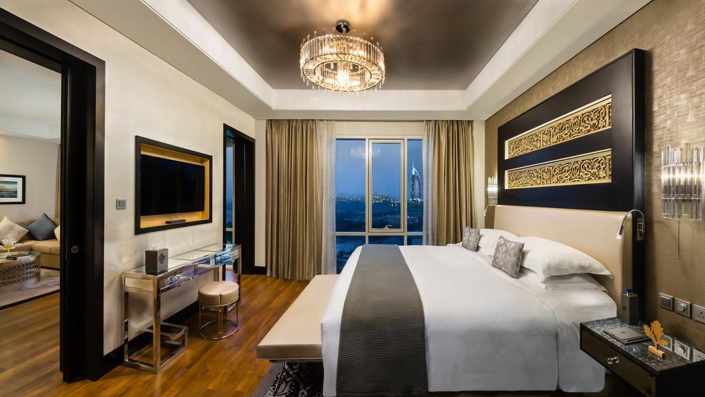 Grand Deluxe Room Access to Snow Park Ski Dubai 2 stays until 31 October 2026