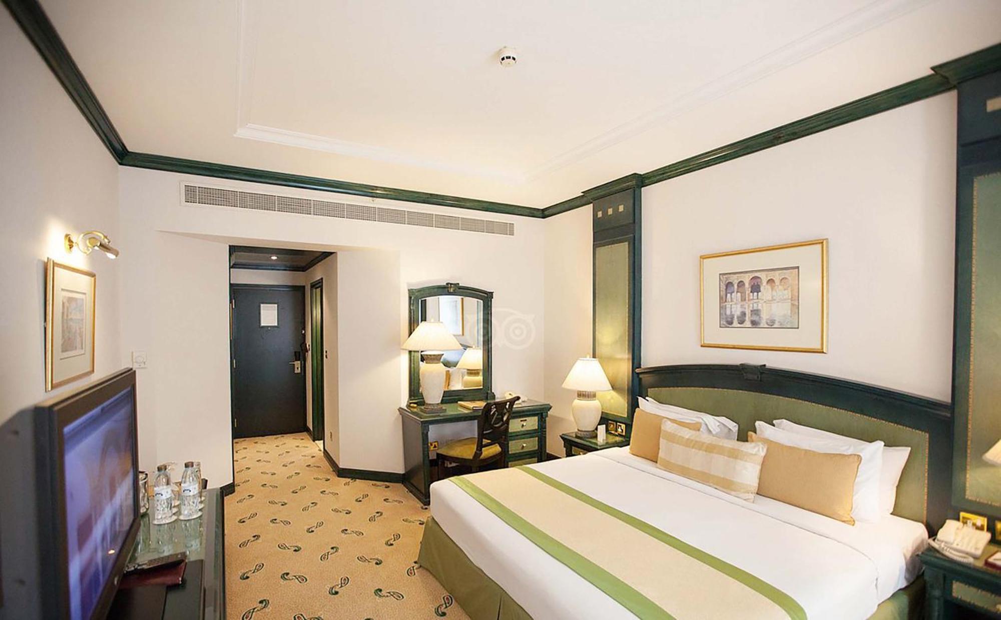Two-Bedroom Suite,1501908922:JPEG
