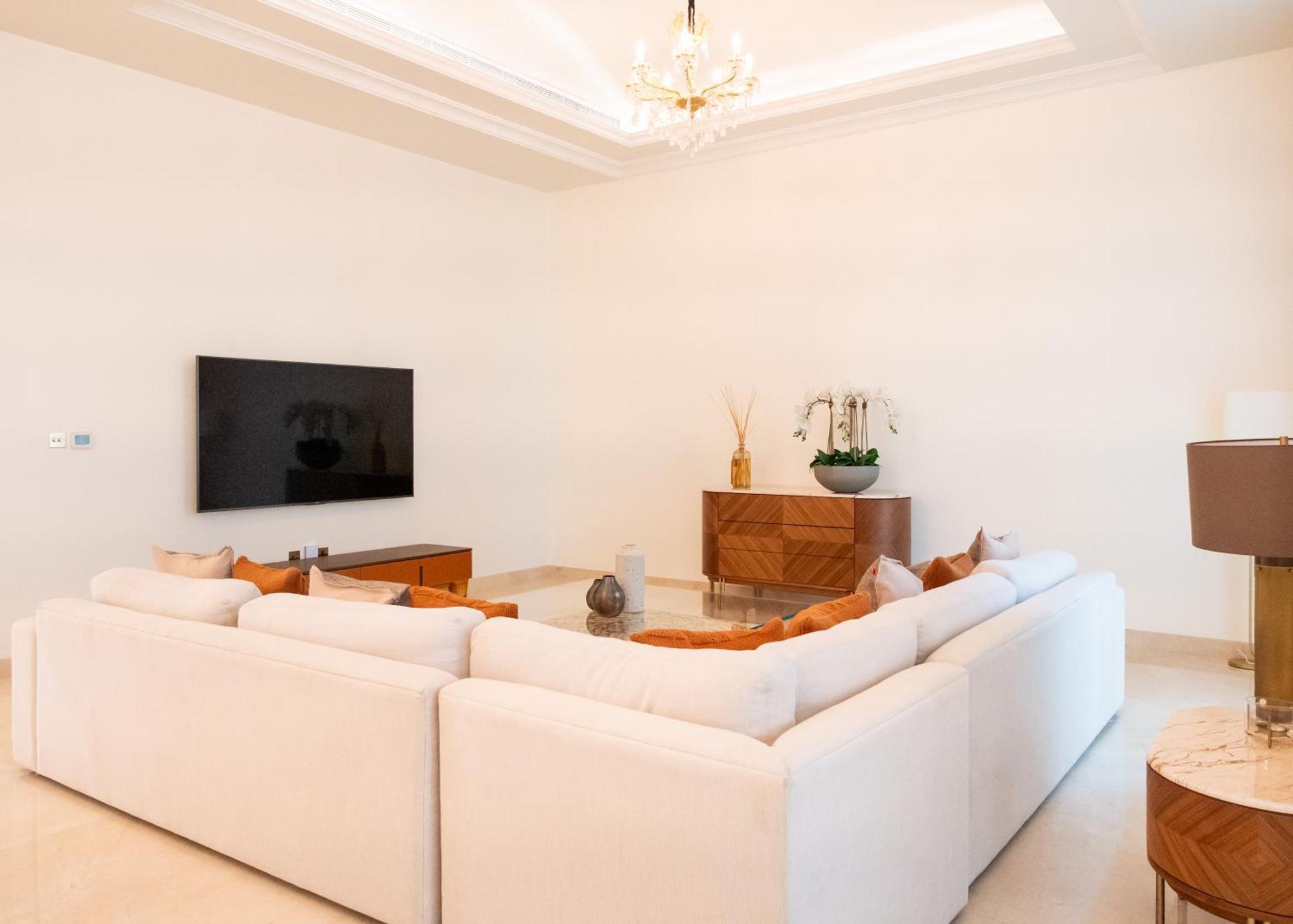 Royale Villa met 5 Slaapkamers
