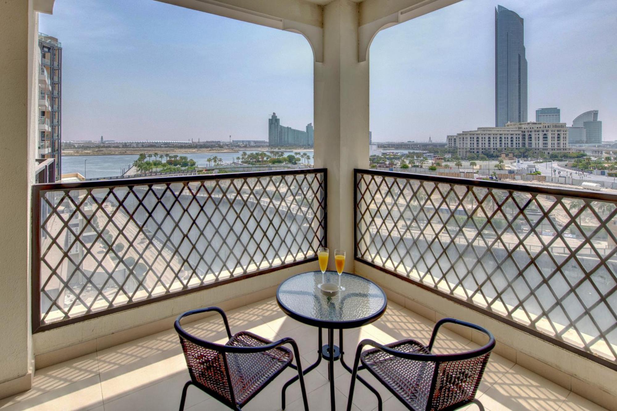 One-Bedroom Creek View Apartment