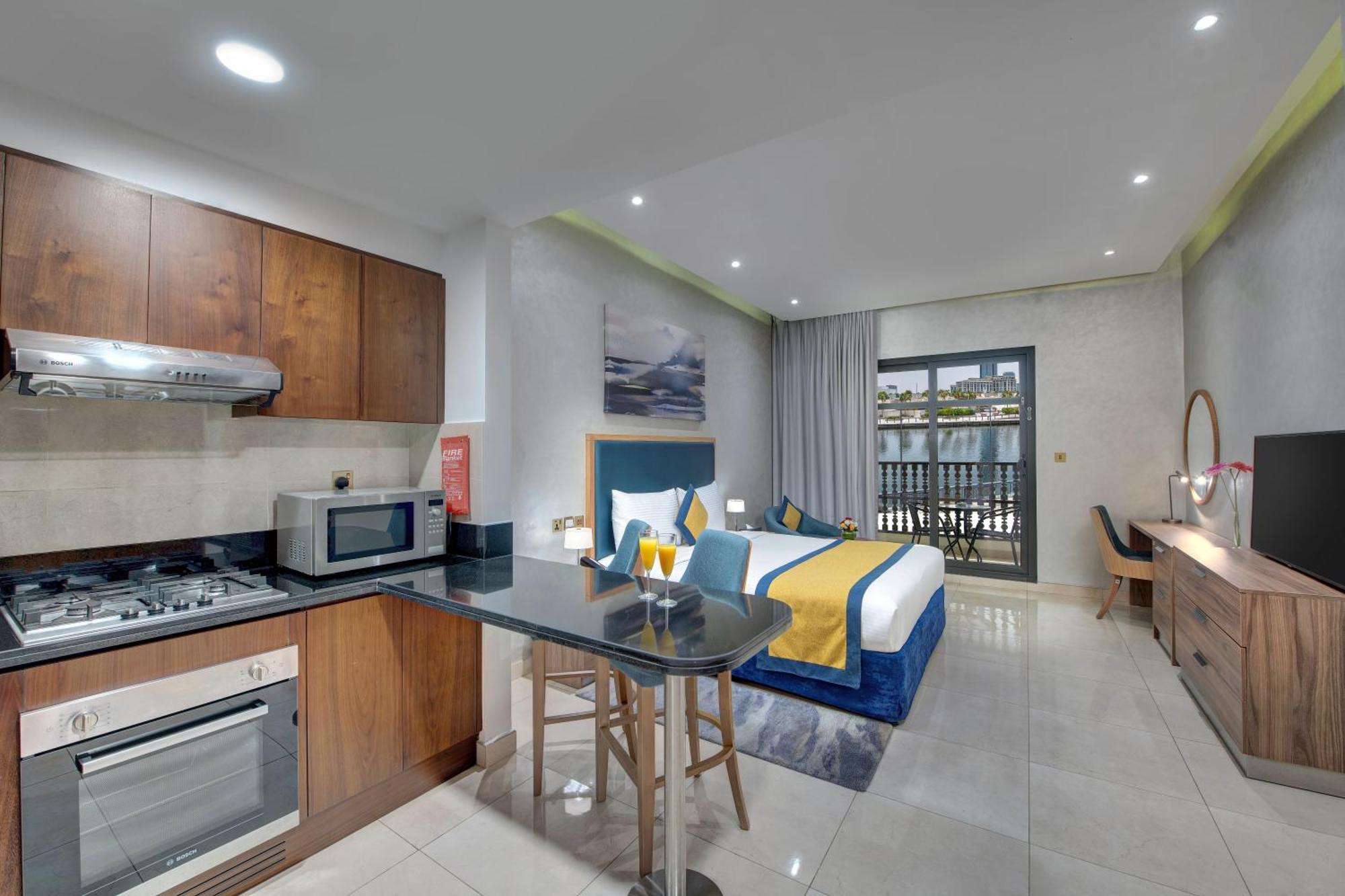 Creek View Studio Apartment
