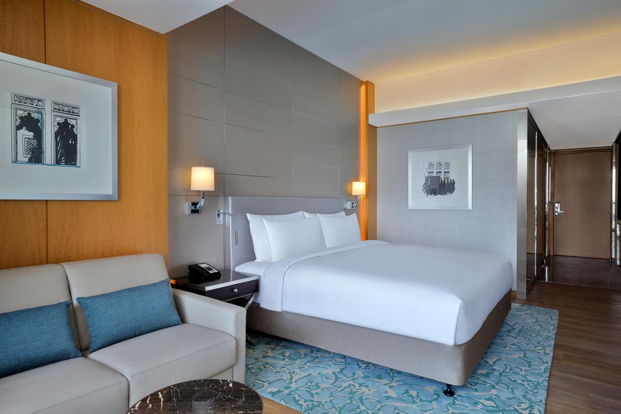 Premium Kamer met Kingsize Bed en Balkon - Uitzicht op Zee