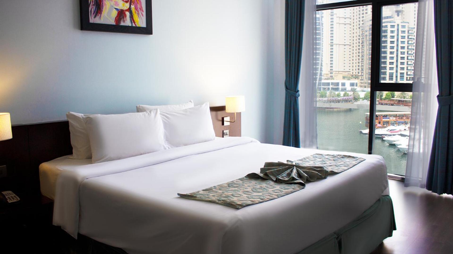 Apartamento com 2 Quartos e Vista Marina