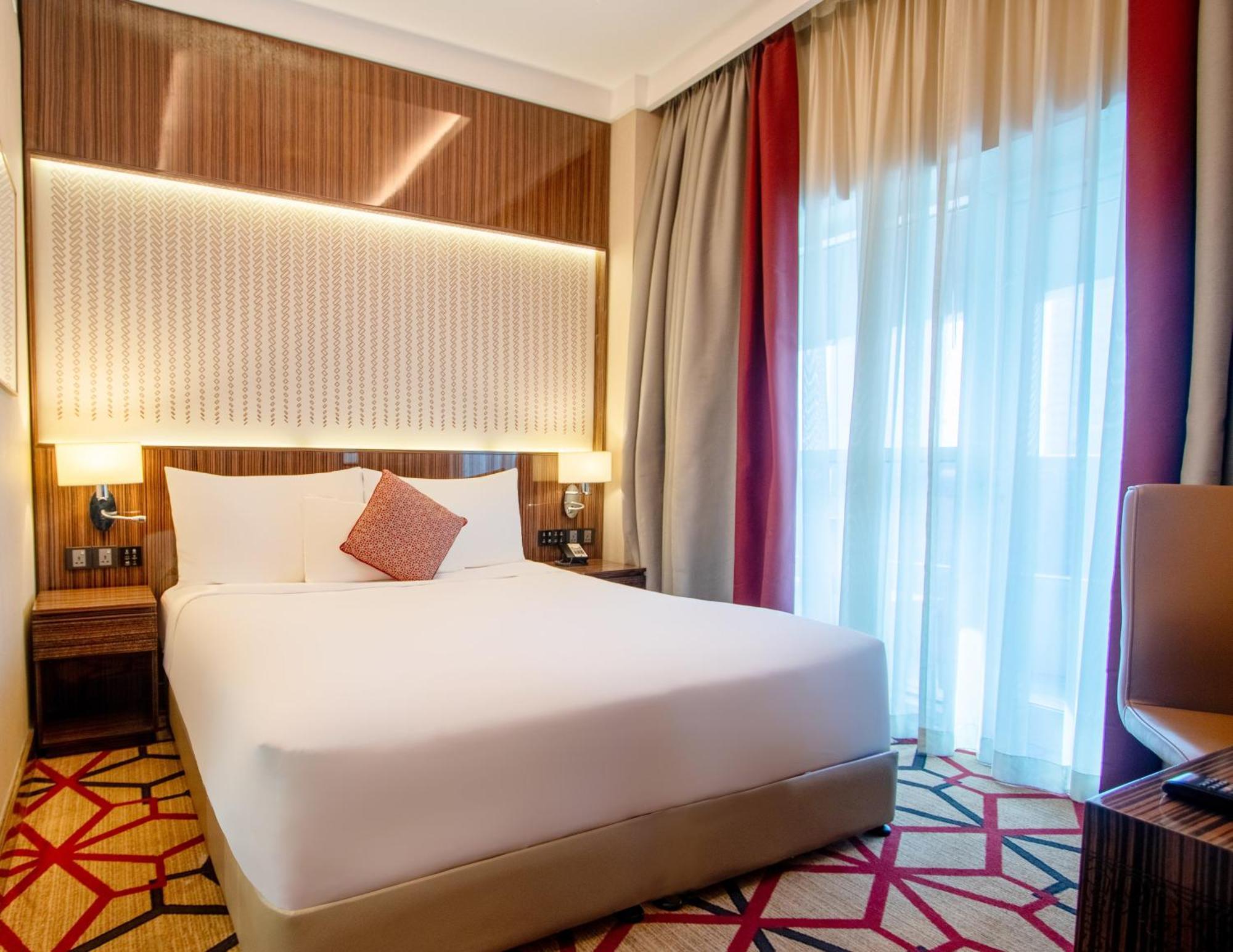 Naumi Suite • Outlet Mall Shuttle • Dining • Ideal Getaway