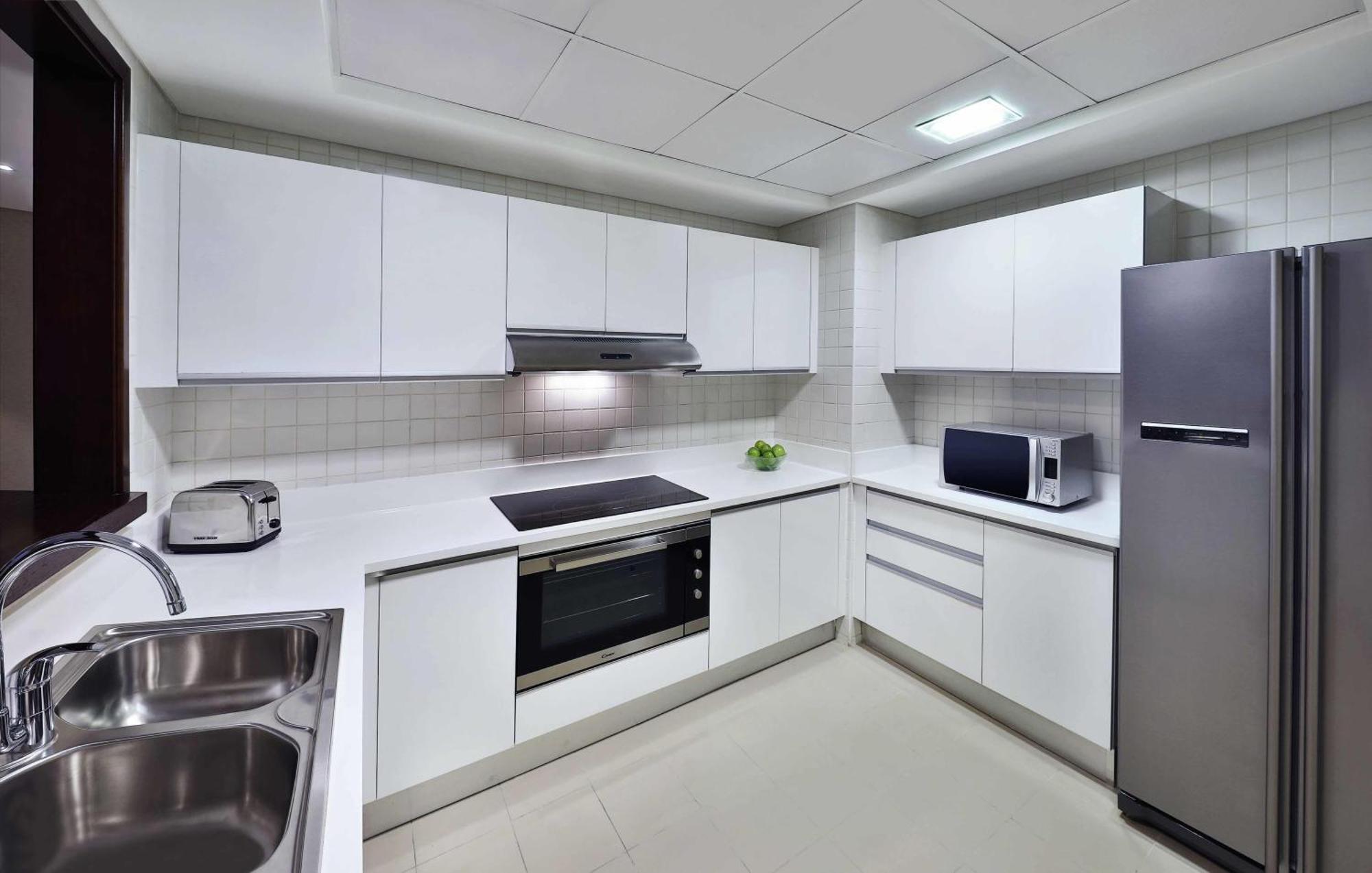 Two-Bedroom Suite Kitchen City View