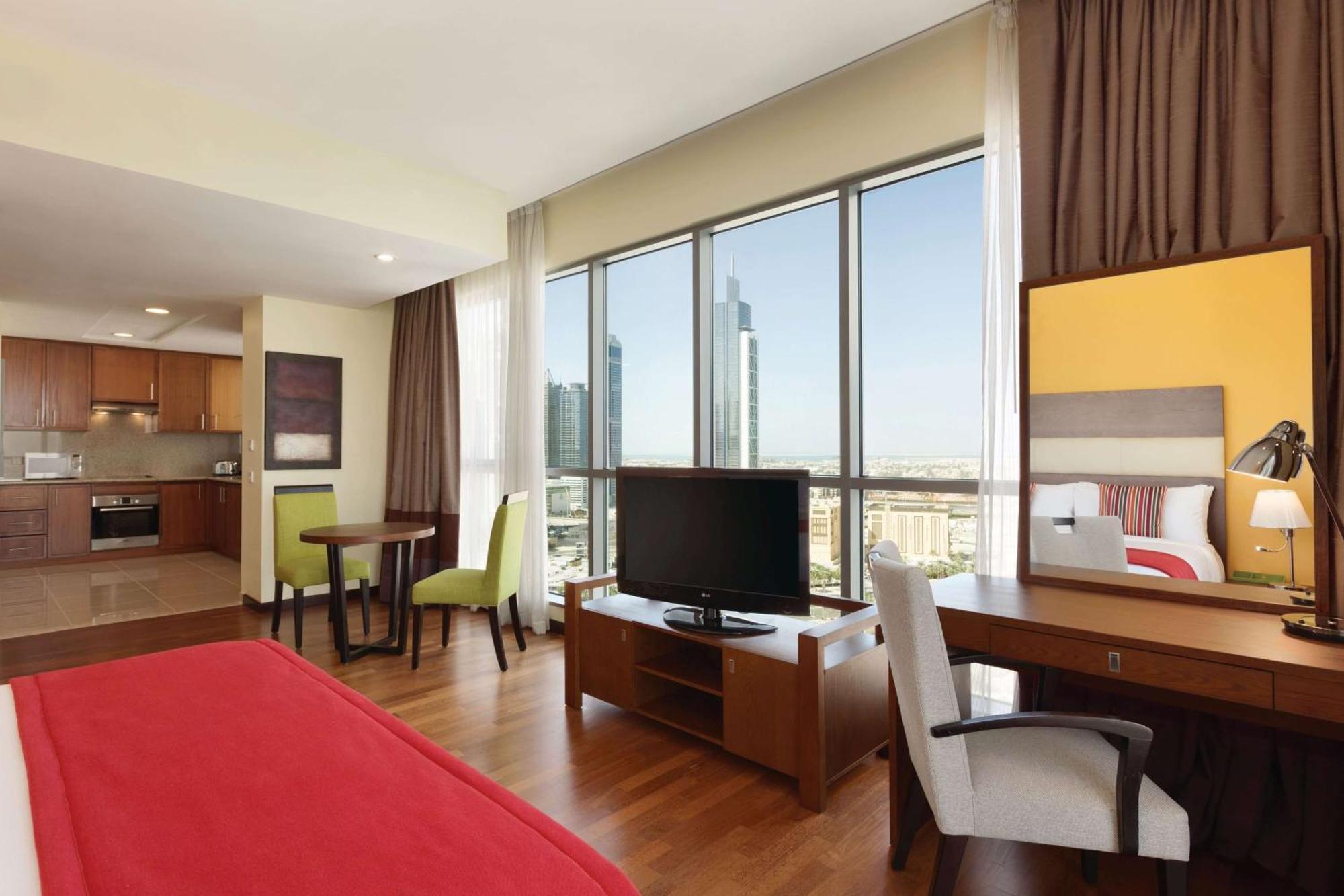 Estúdio Twin Premium com Vista Burj Khalifa/Fonte, Não Fumador, Serviço de Transporte Gratuito para Kite Beach, Dubai Mall e Estação de Metro