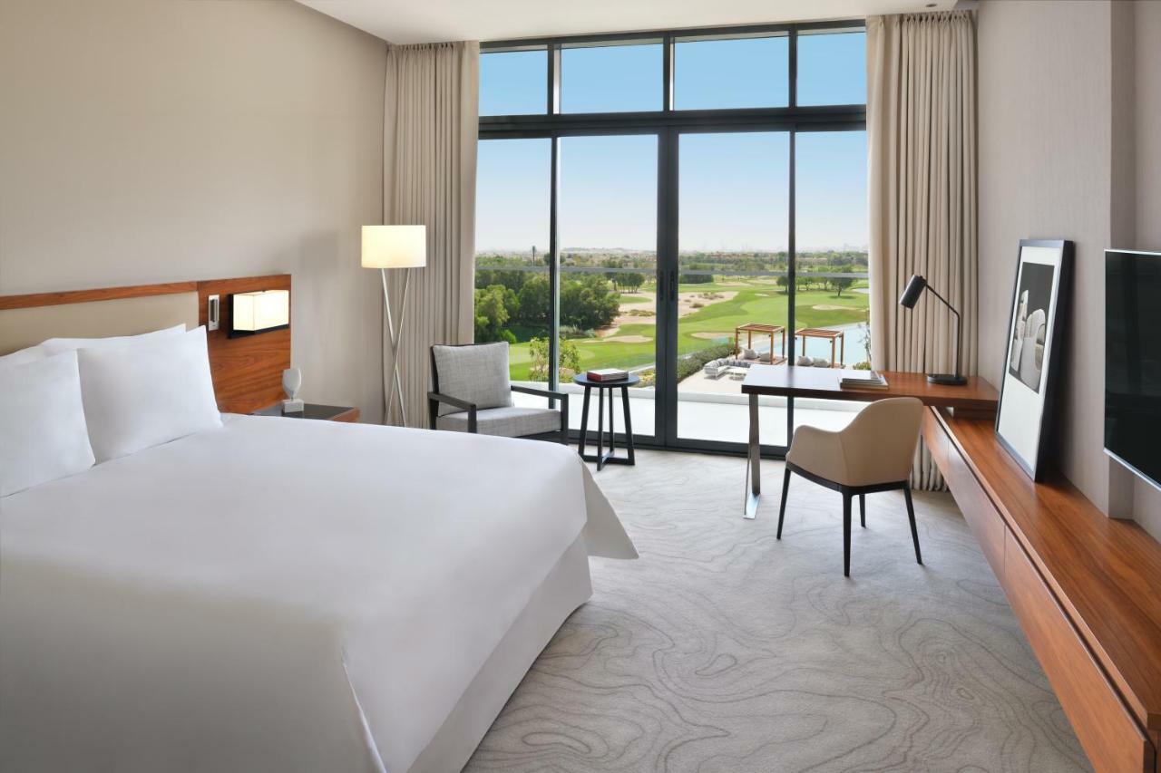 Grand Executive Suite met Eigen Balkon en Uitzicht op de Golfbaan