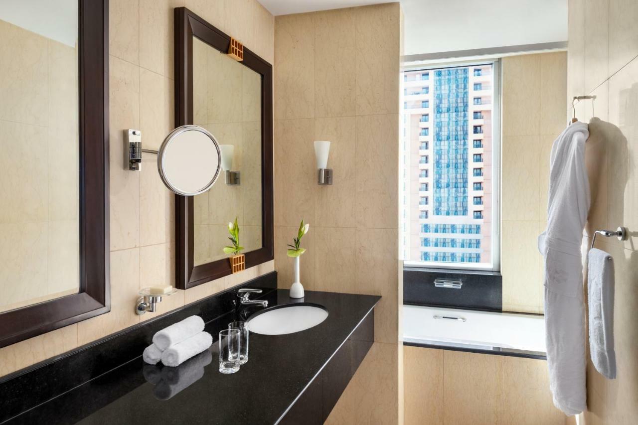 Three-Bedroom Apartment Sea View,846935876:JPEG