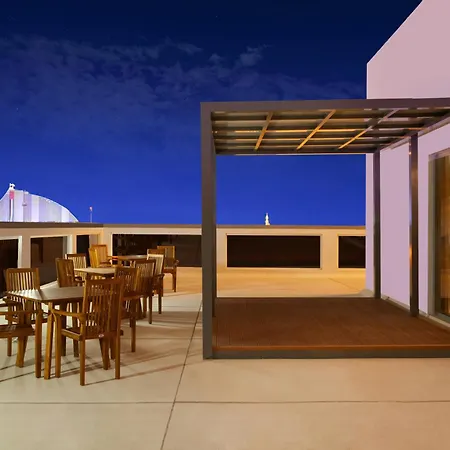 Lemon Tree Hotel, Jumeirah Dubai-2