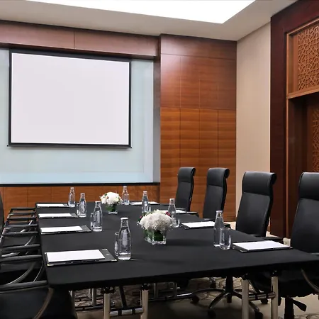 Crowne Plaza Dubai Festival City-2