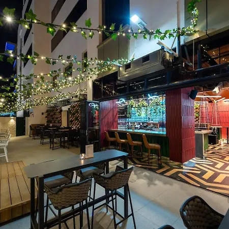 Four Points By Sheraton Production City, Dubai-2