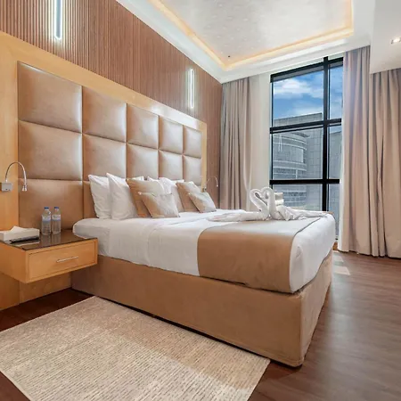 The Leela Hotel-3