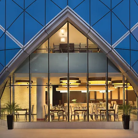 City Seasons Towers Hotel Bur Dubai-3